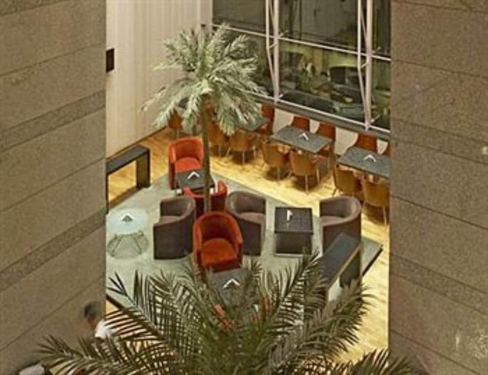 فندق ساتكار ريزدنسي ثين المظهر الخارجي الصورة